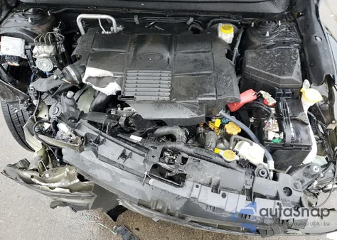 2019 Subaru Outback Touring z USA, uszkodzony, nr VIN 4S4BSETCXK3379222